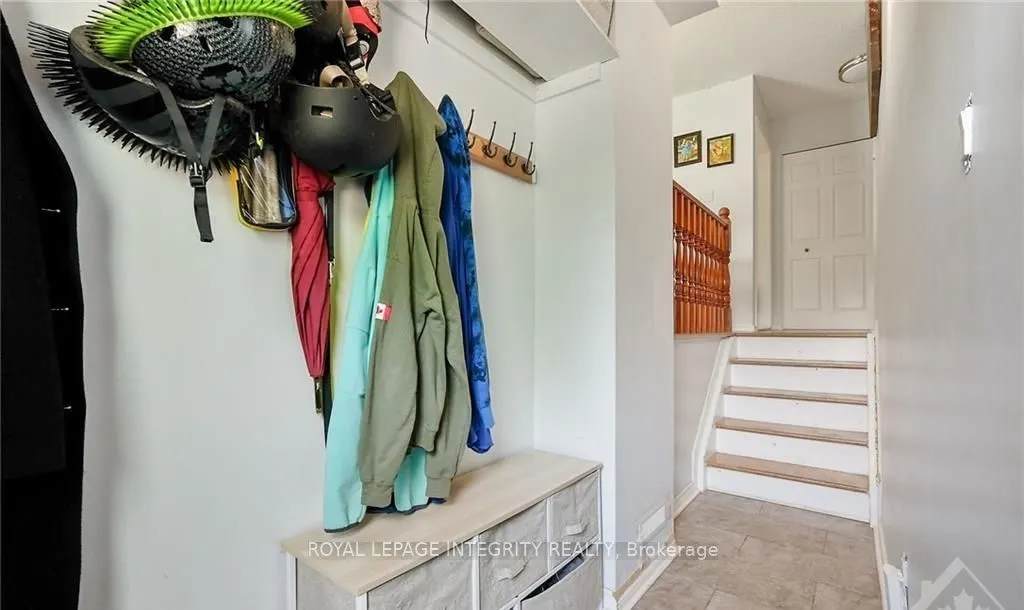 2142 Monson Crescent