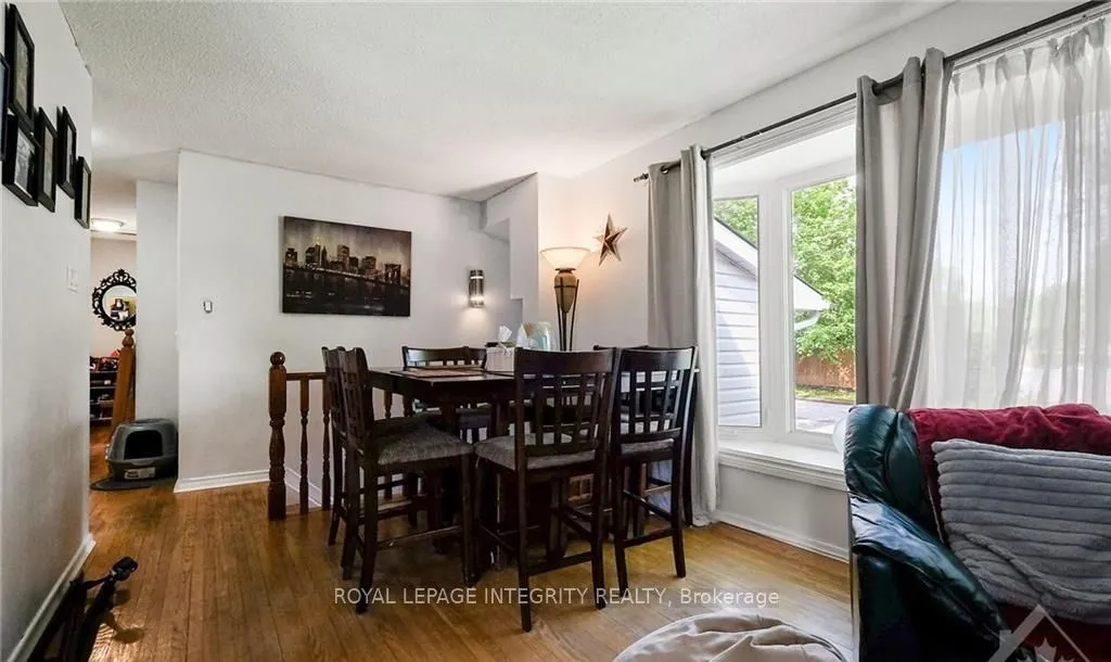 2142 Monson Crescent