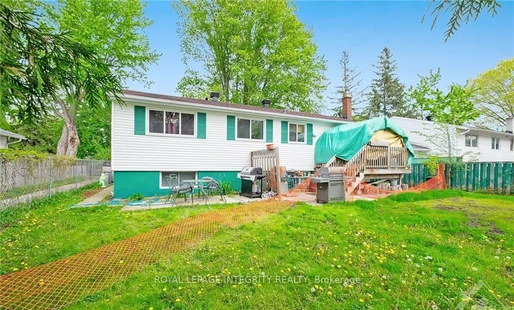 2142 Monson Crescent