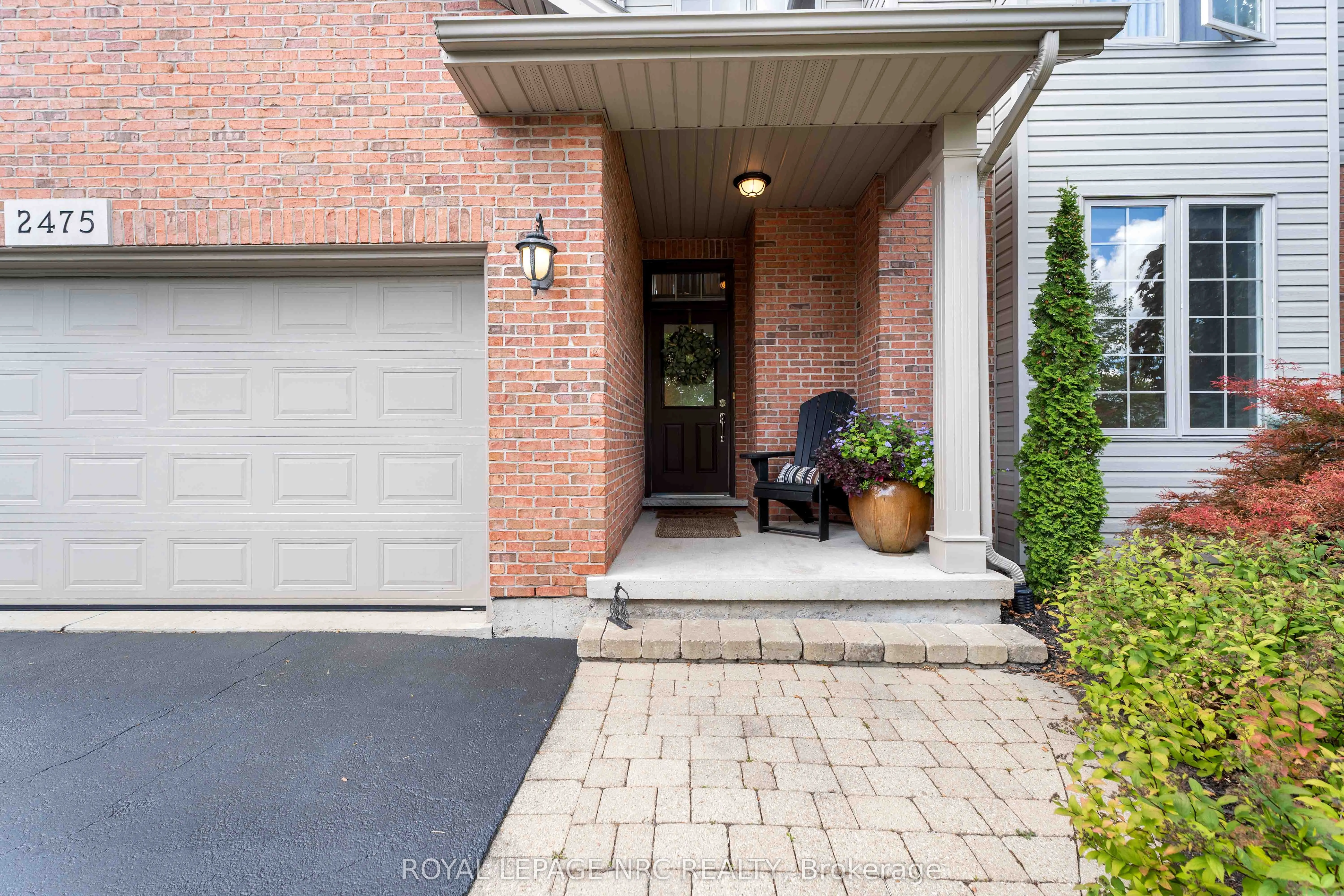 2475 Diane Street
