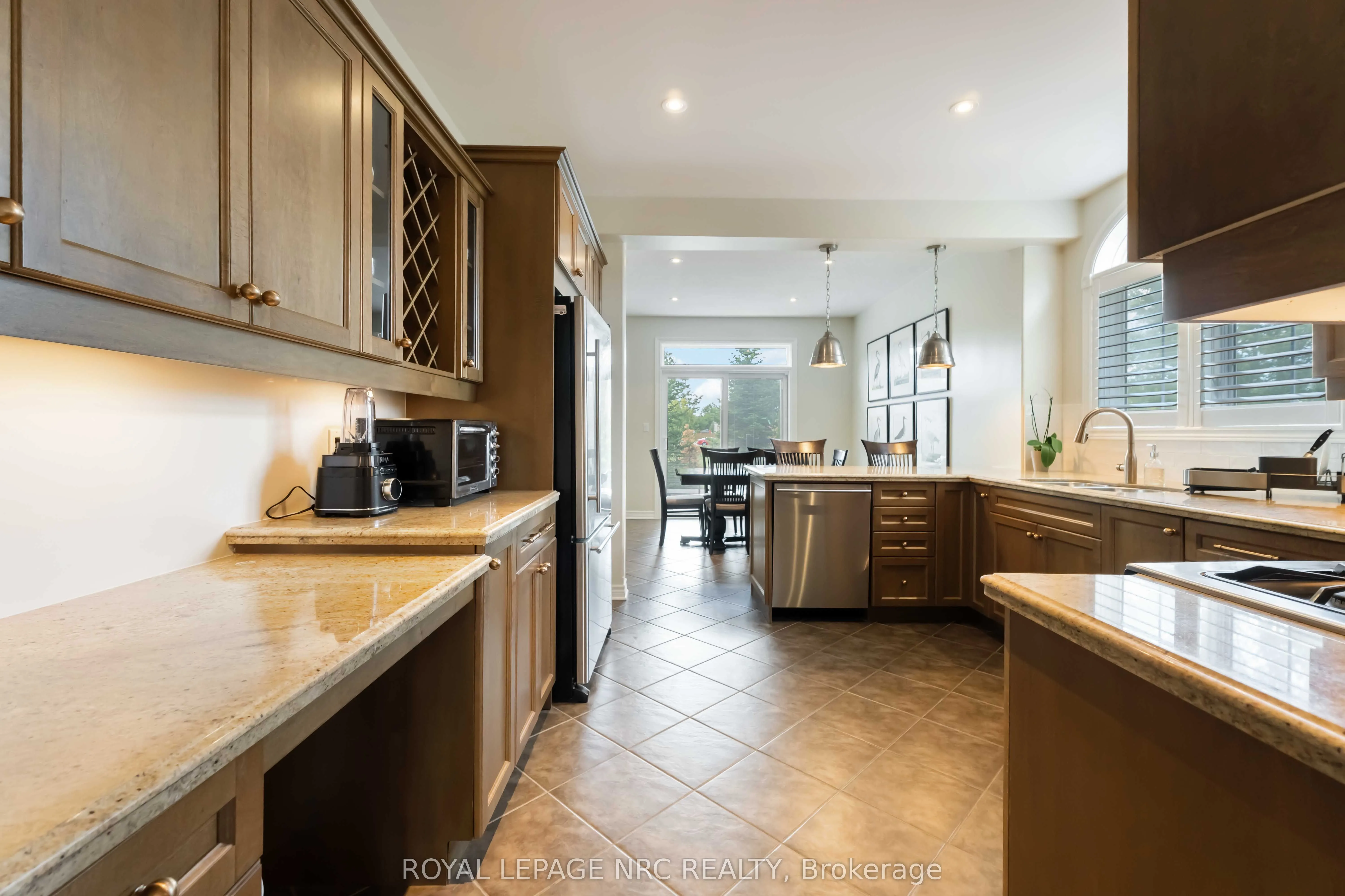 2475 Diane Street
