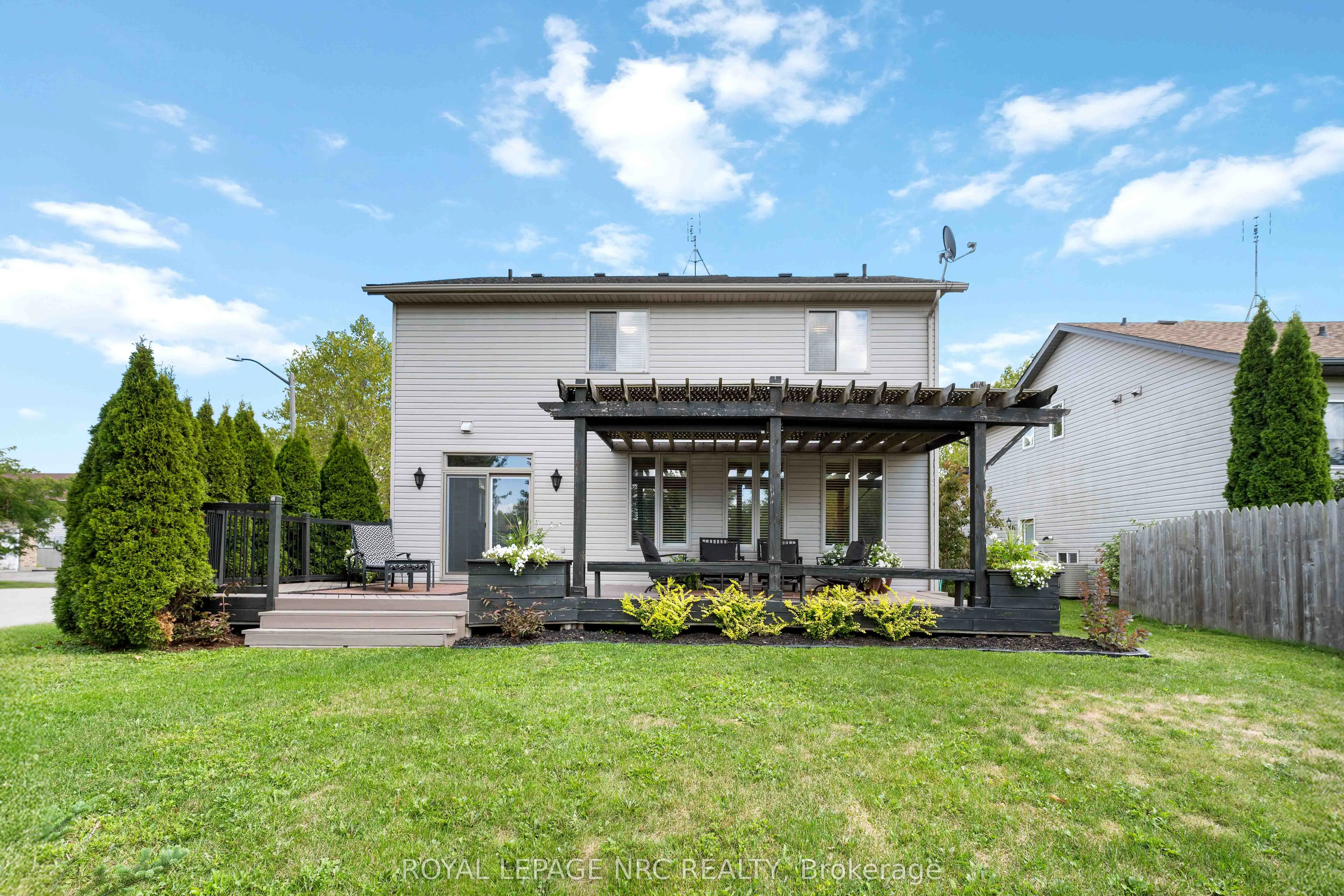 2475 Diane Street