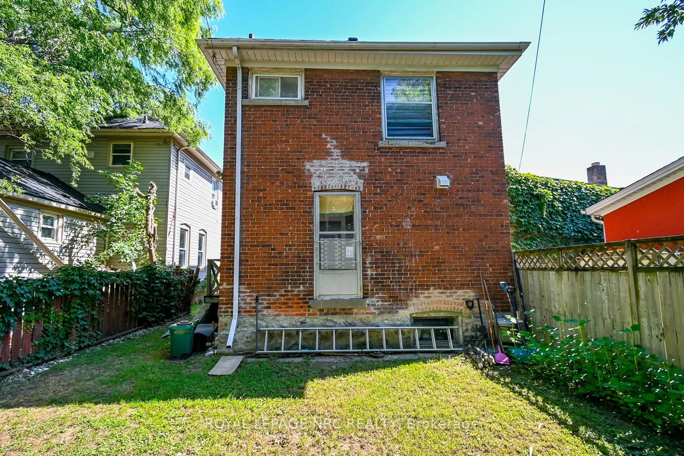 105 Lake Street