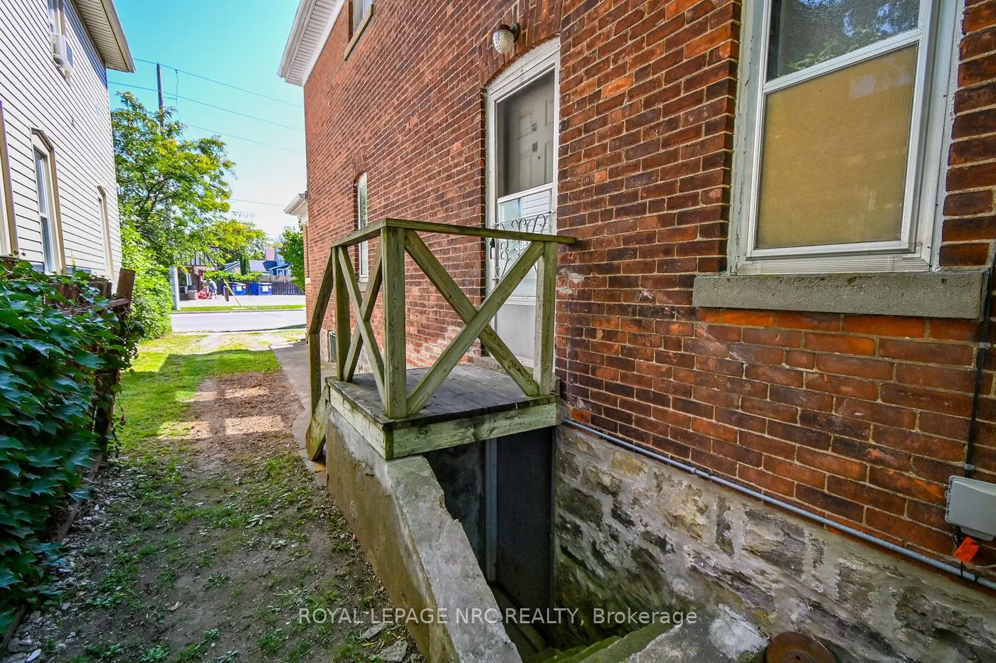 105 Lake Street