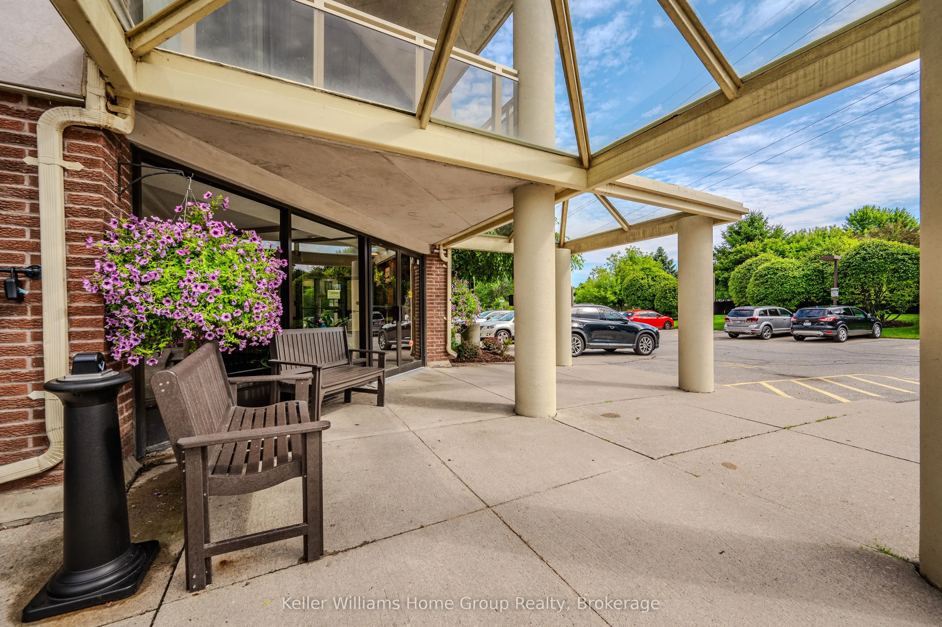 8 Christopher Court, #105