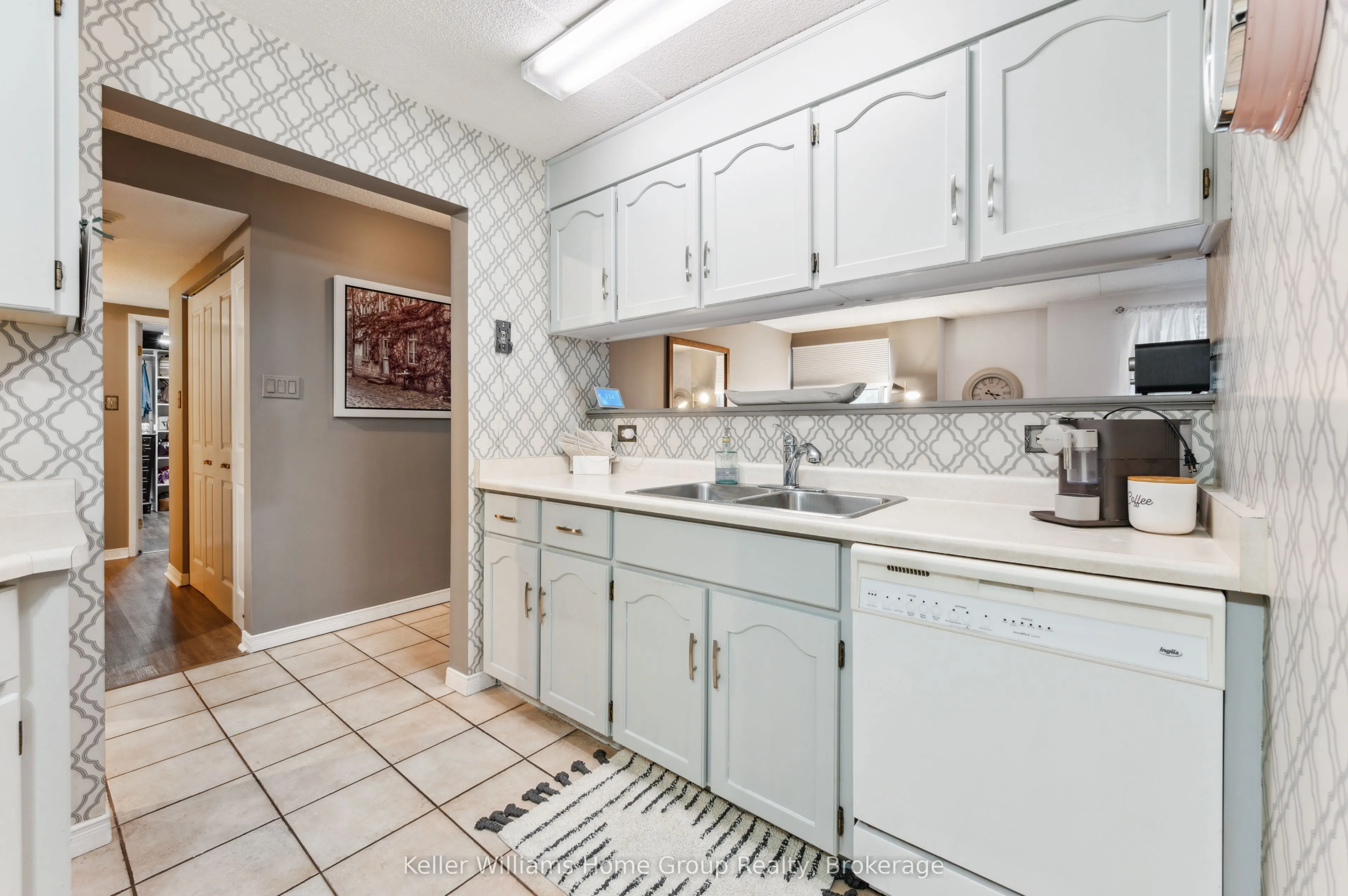 8 Christopher Court, #105