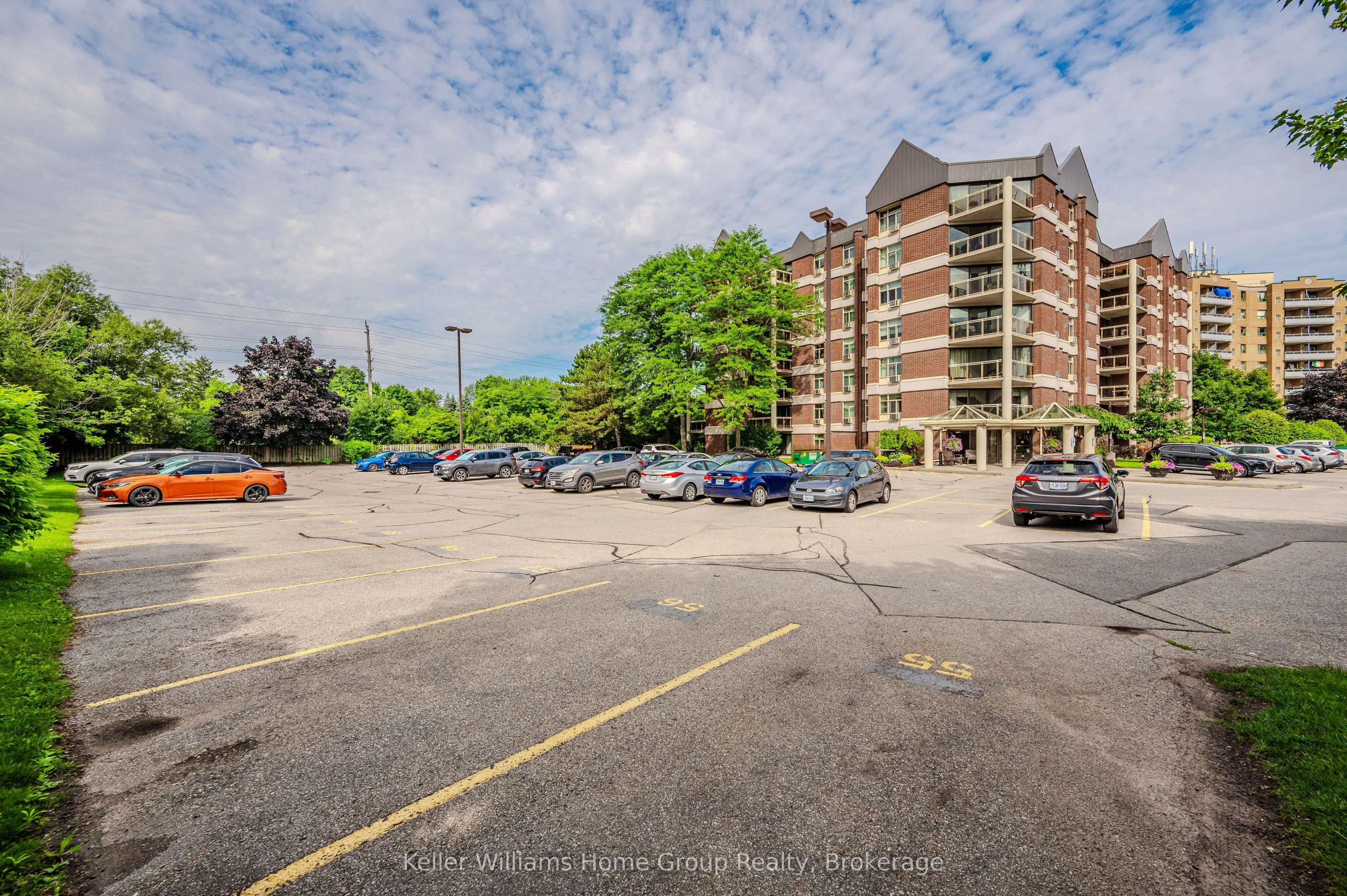 8 Christopher Court, #105