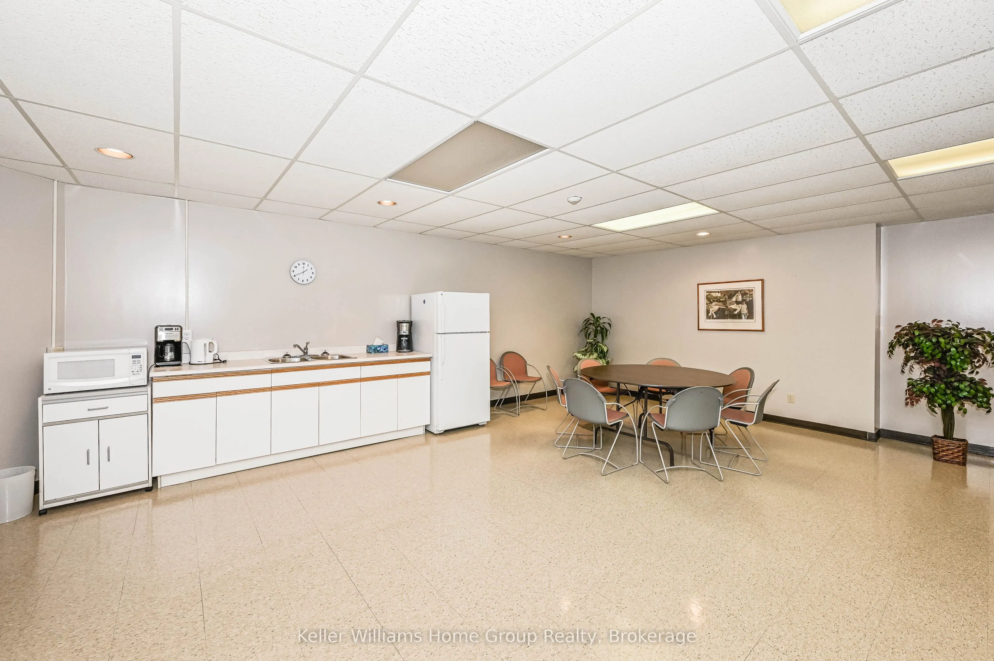 8 Christopher Court, #105