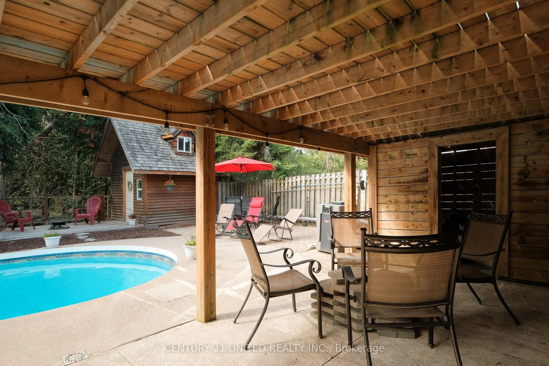 1600 Redwood Drive