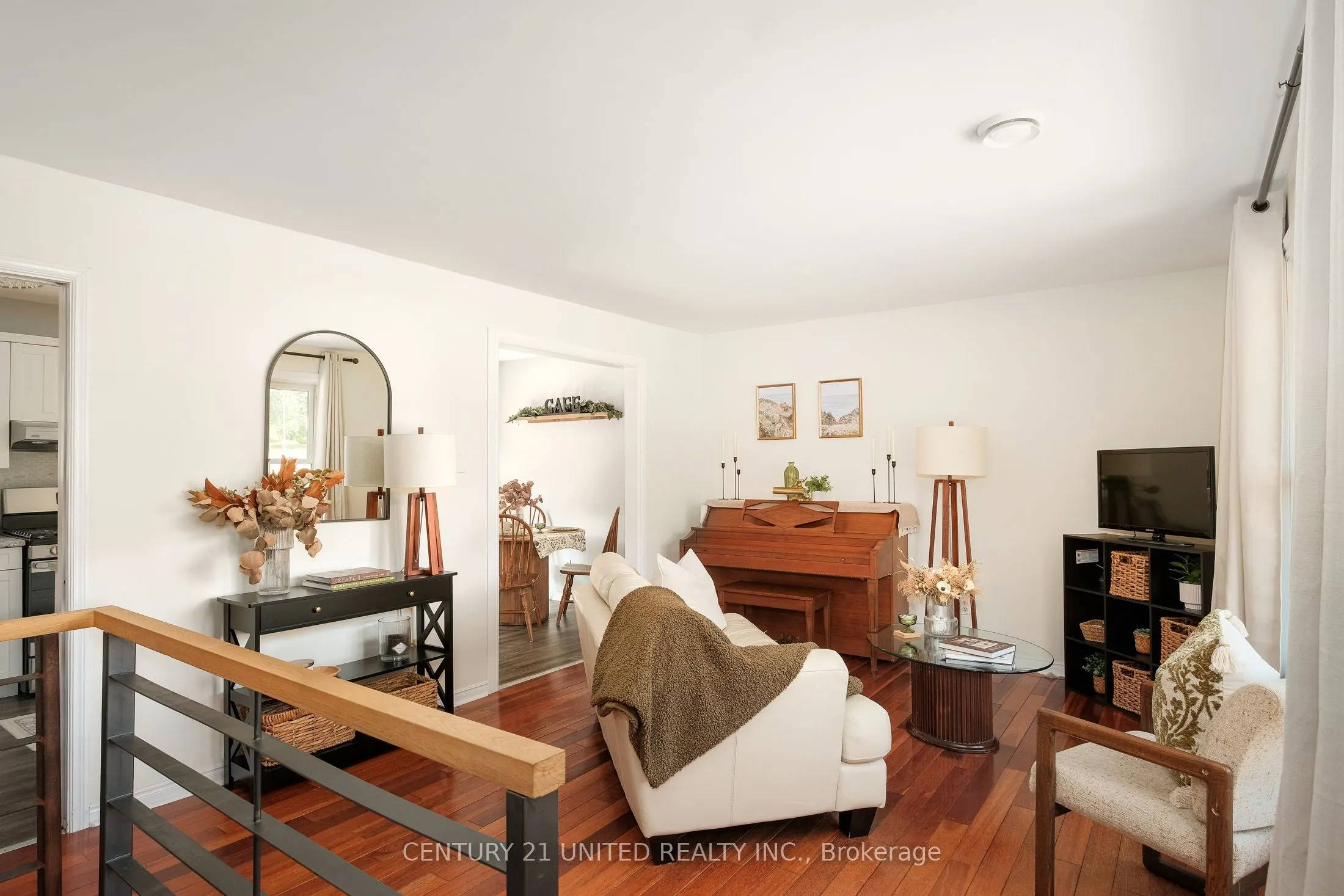 1600 Redwood Drive