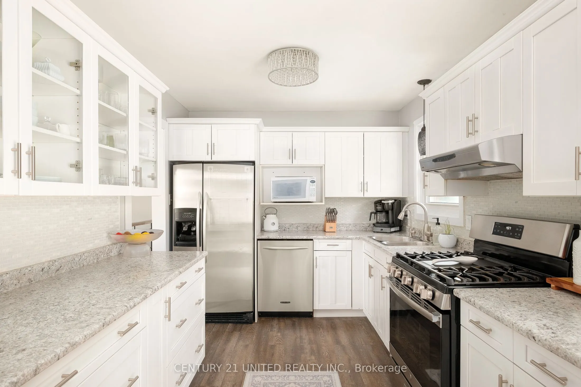 1600 Redwood Drive