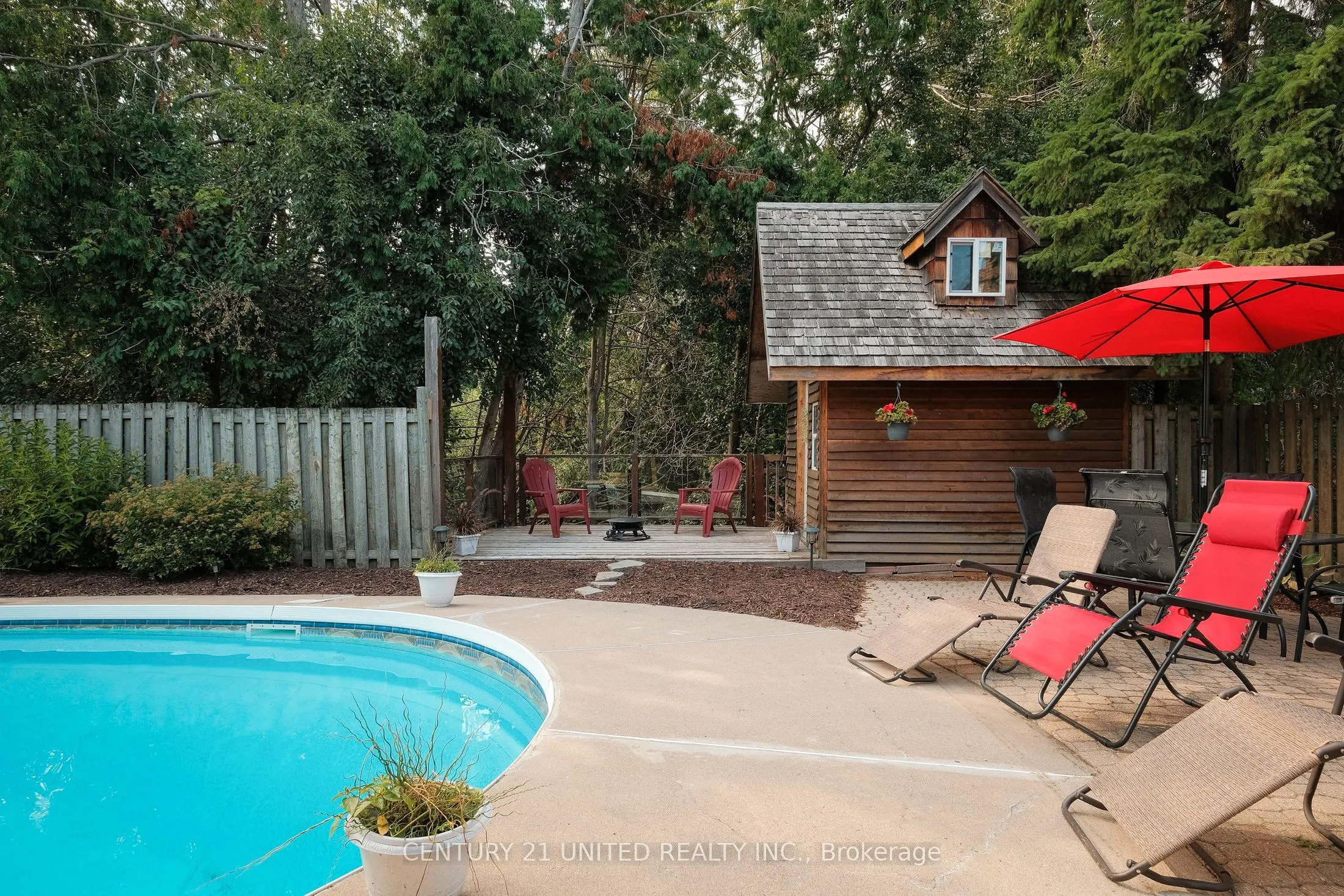 1600 Redwood Drive