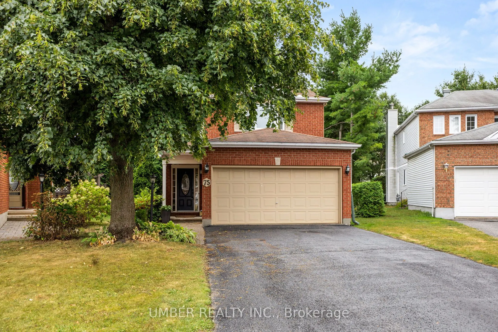 75 Armagh Way