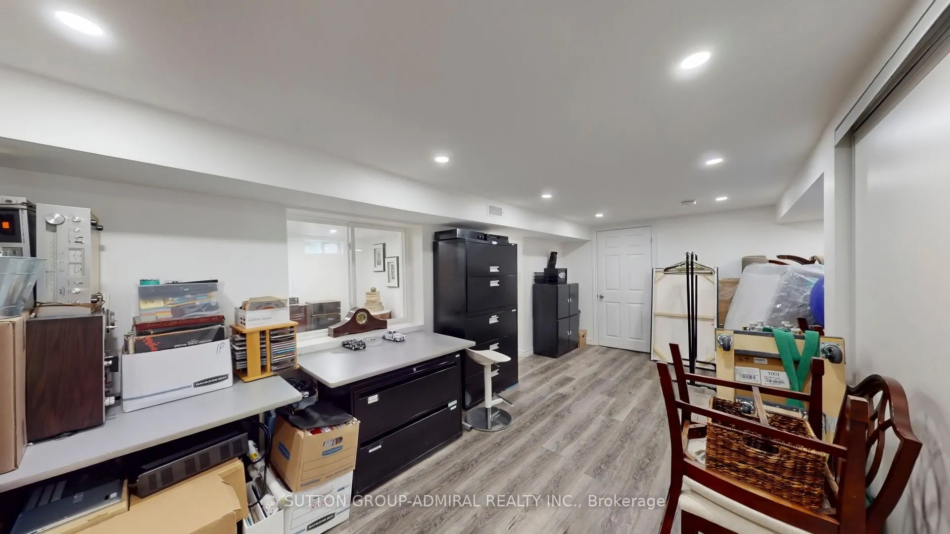 9767 Niagara River Parkway