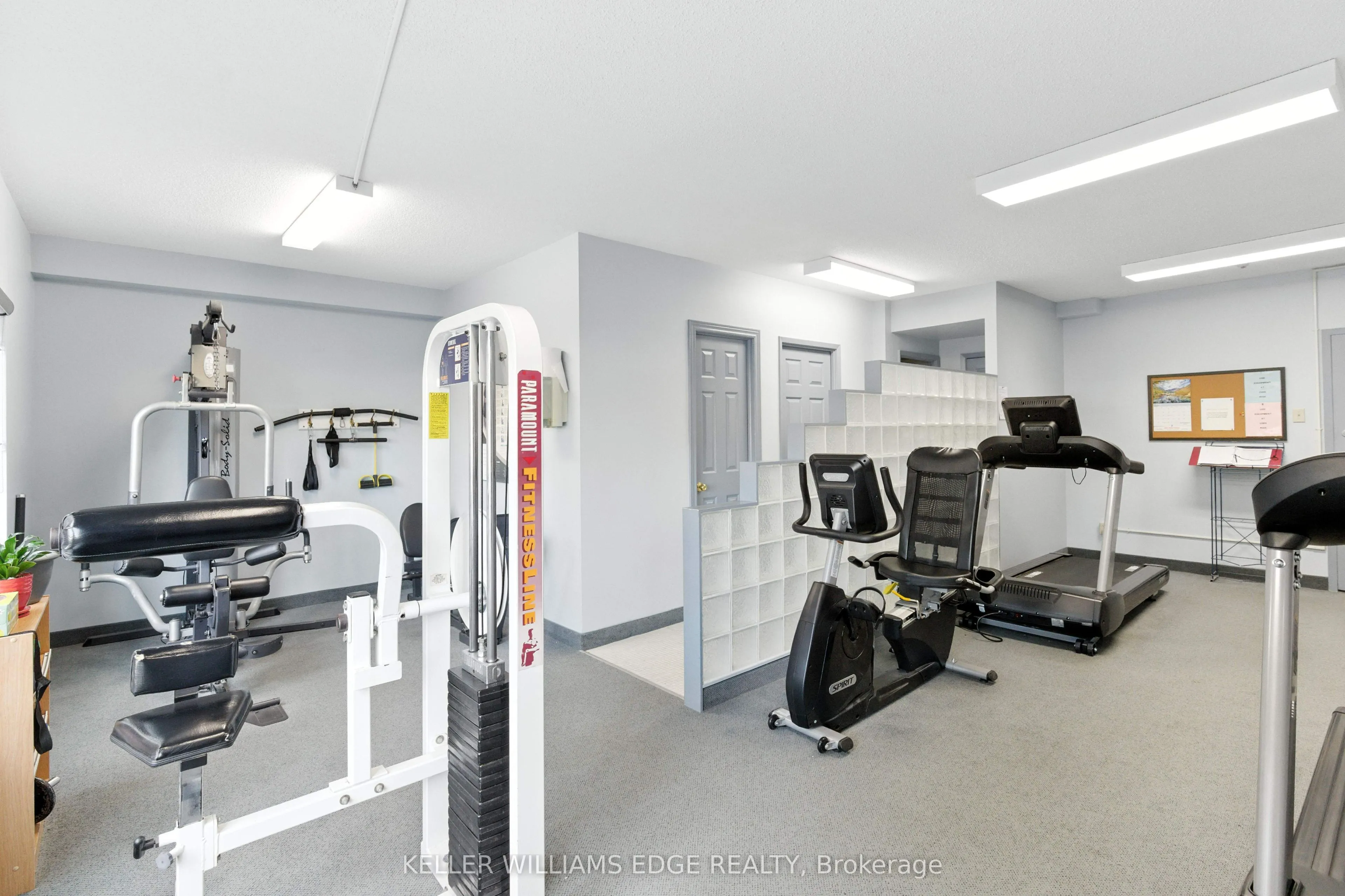 9 Bonheur Court, #807