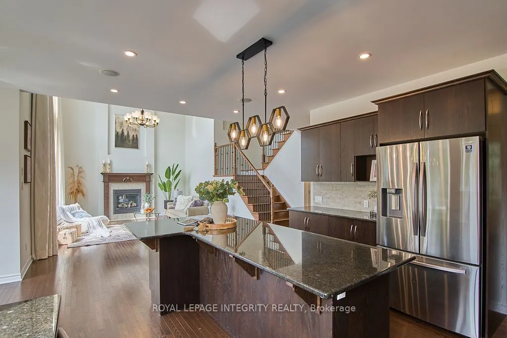 904 Nettleship Court