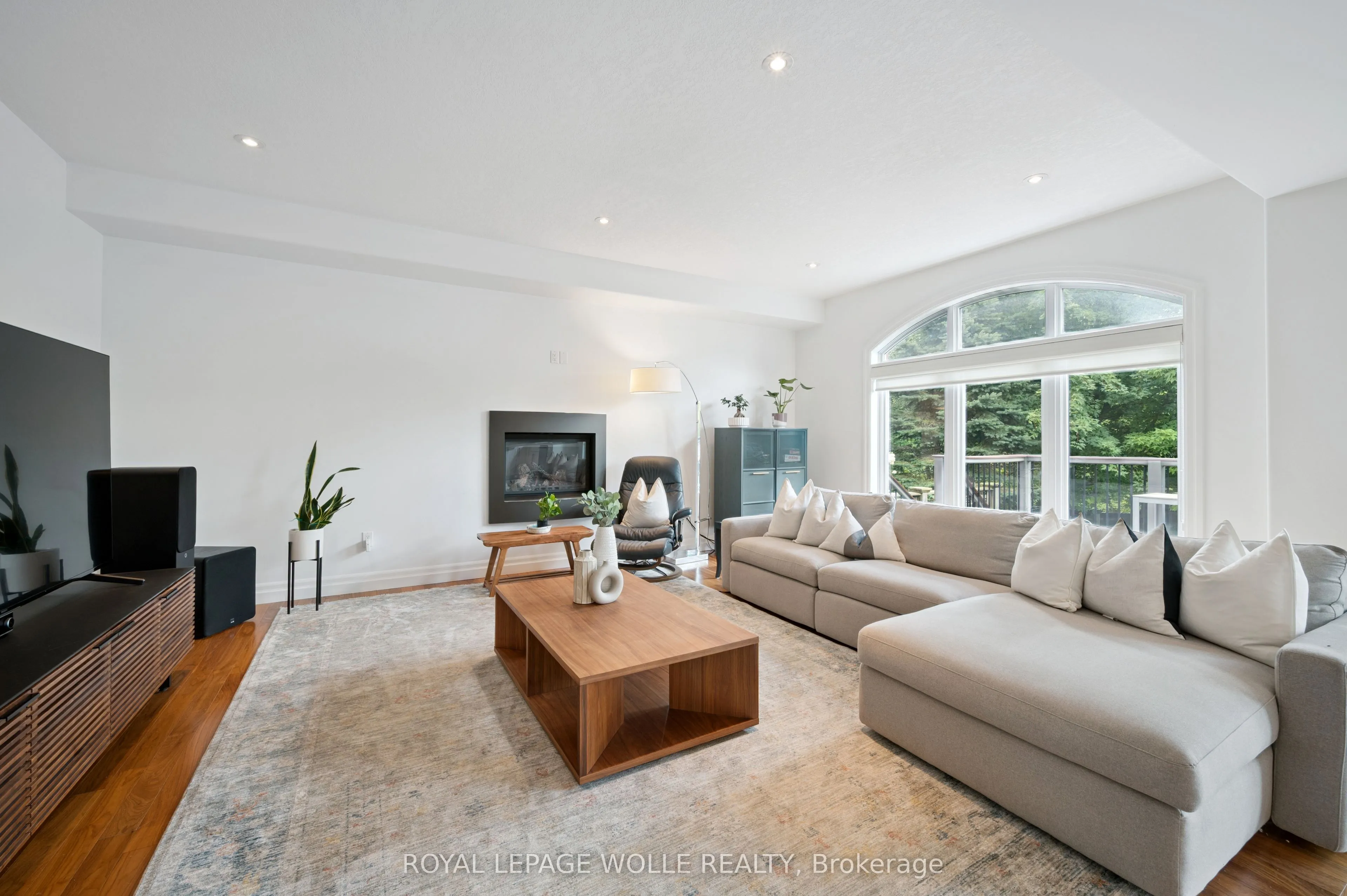 383 Red Osier Road