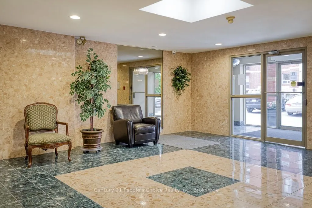 77 Base Line Road W, #503