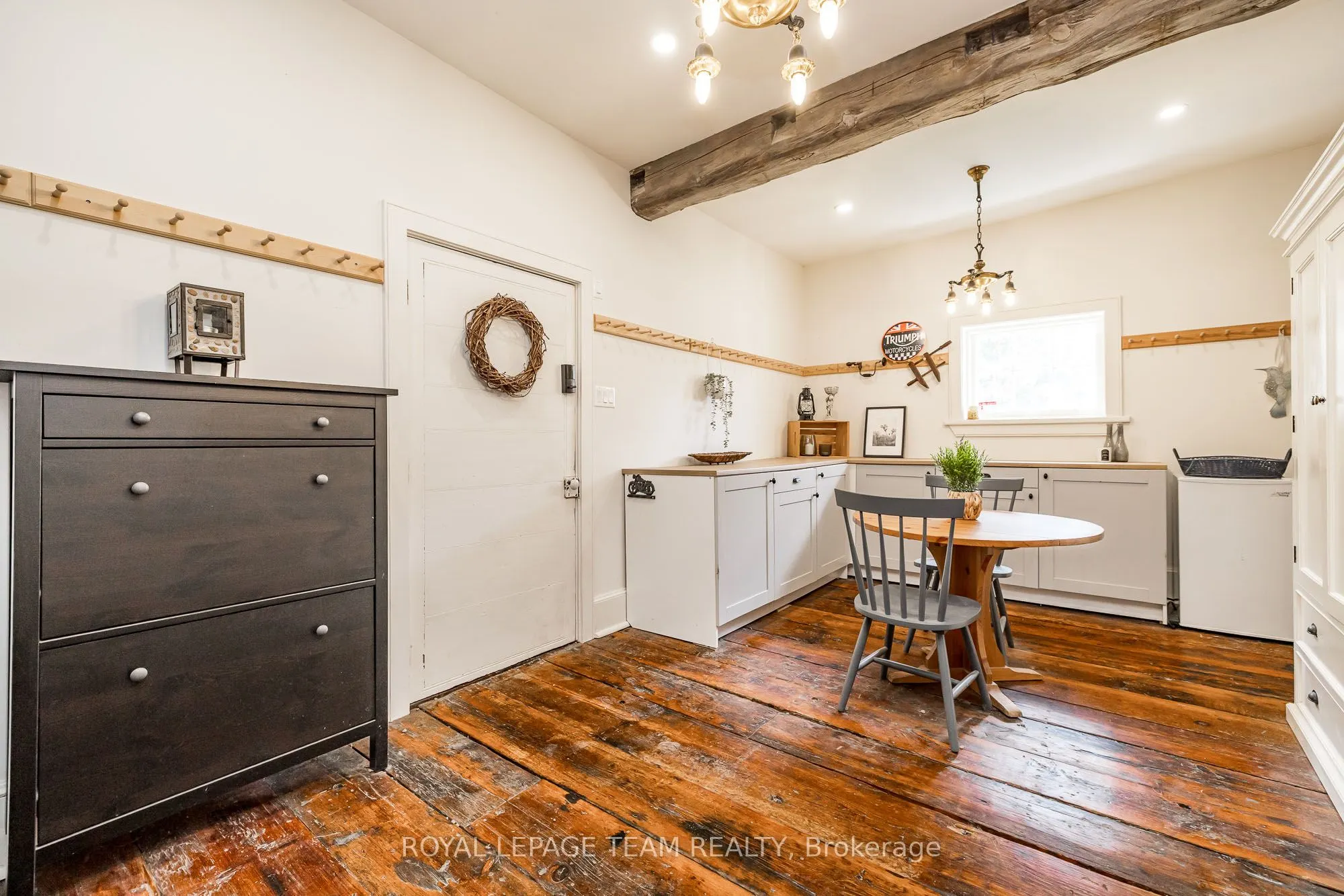 492 River Road