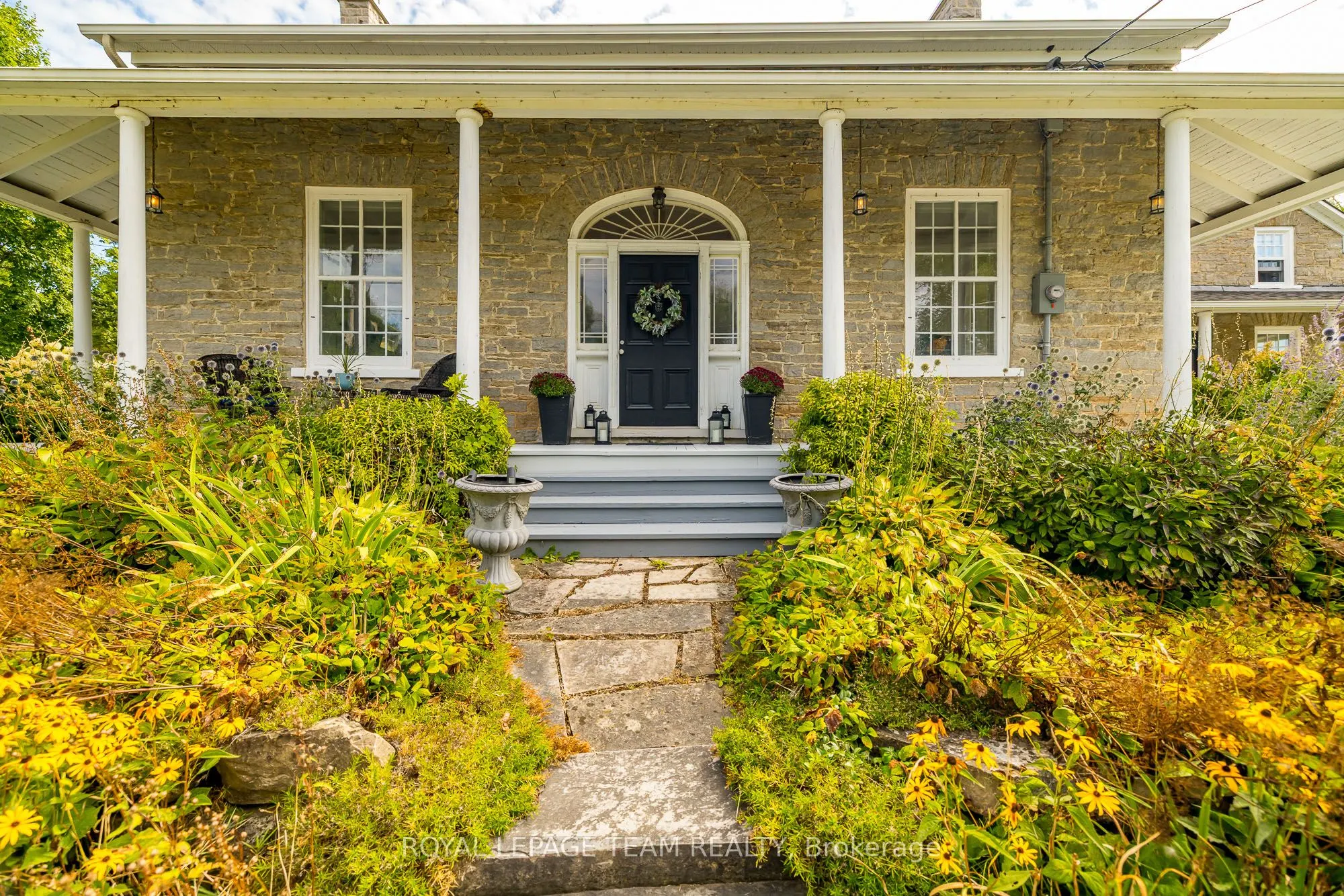 492 River Road