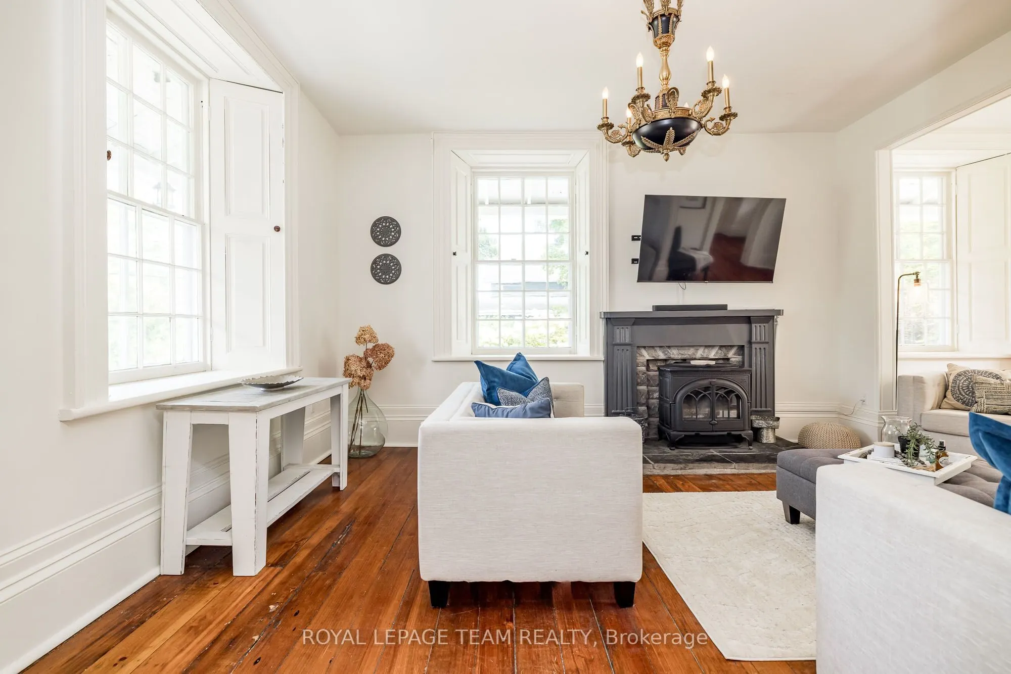 492 River Road