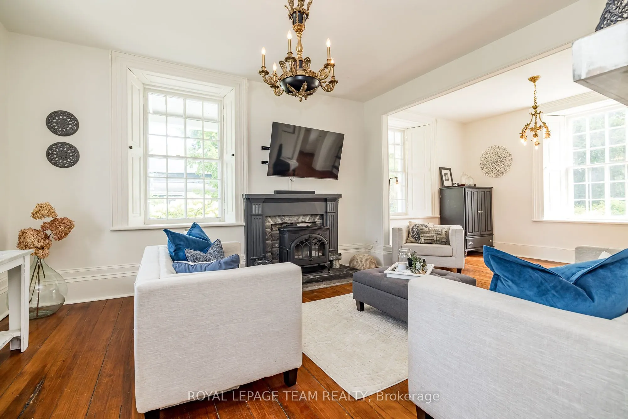 492 River Road