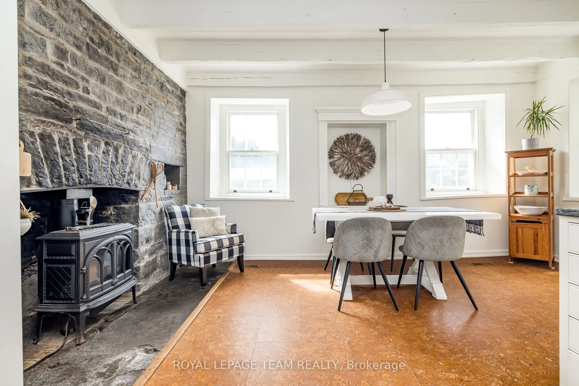492 River Road