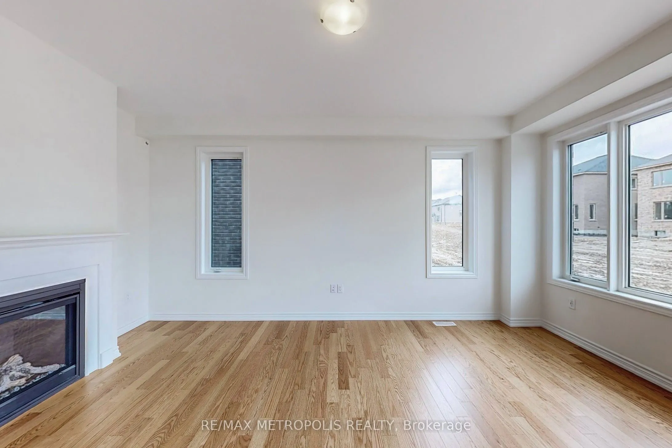 285 Flavelle Way