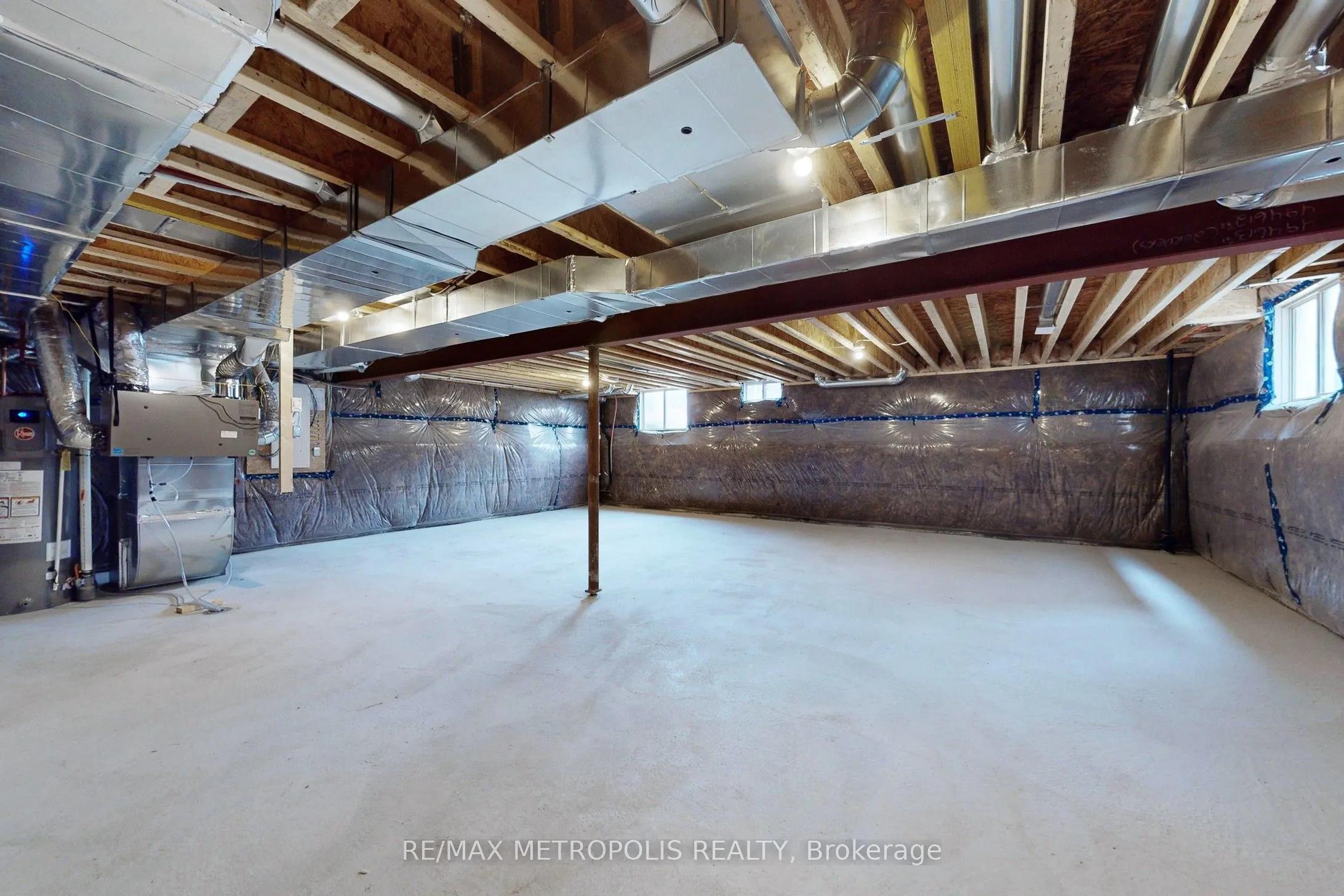 285 Flavelle Way