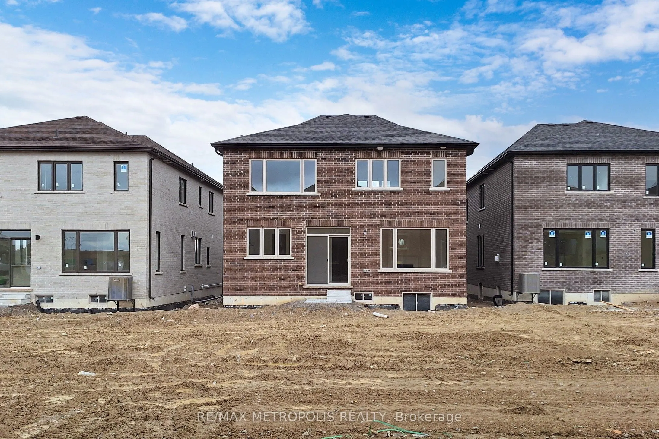 285 Flavelle Way