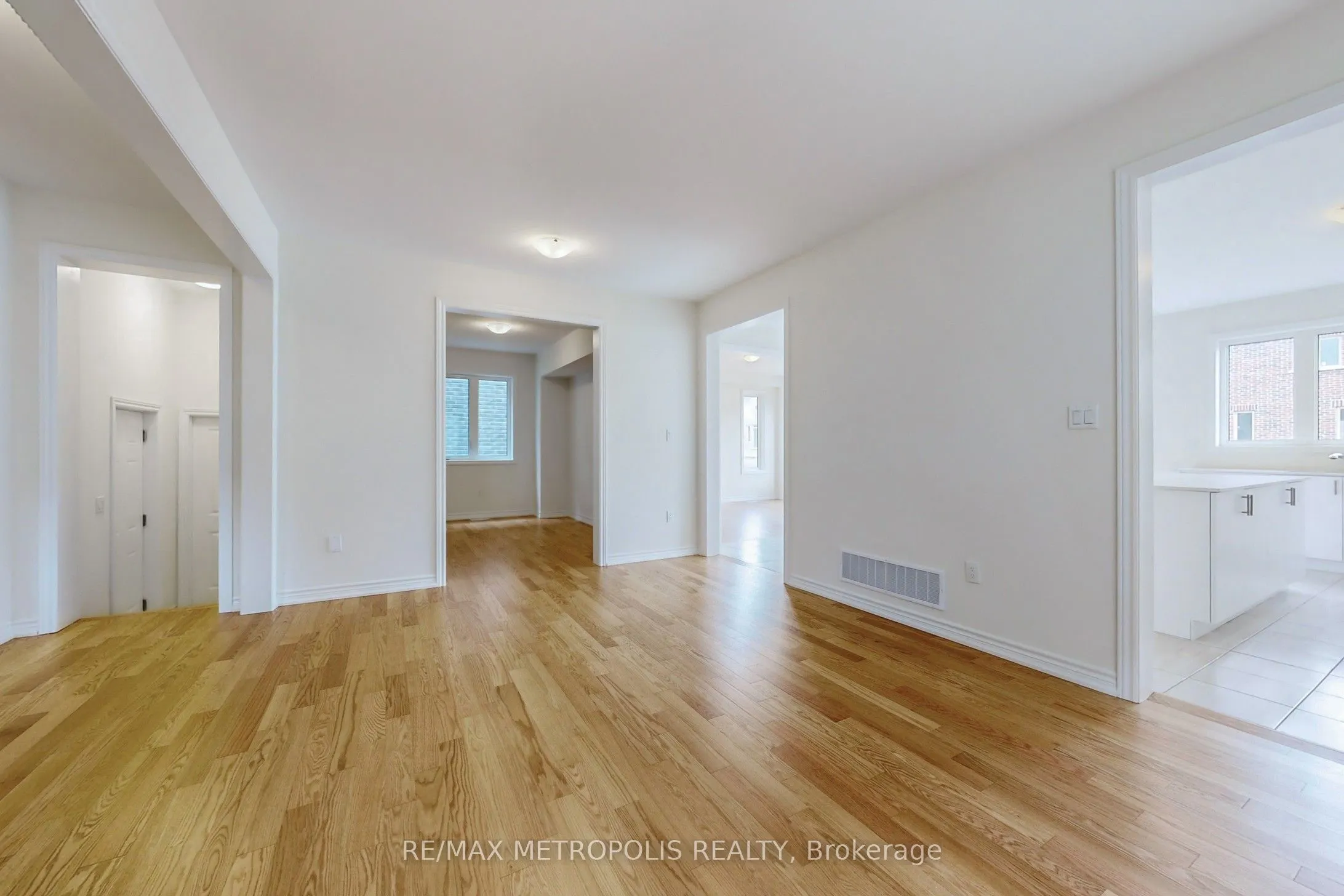 285 Flavelle Way
