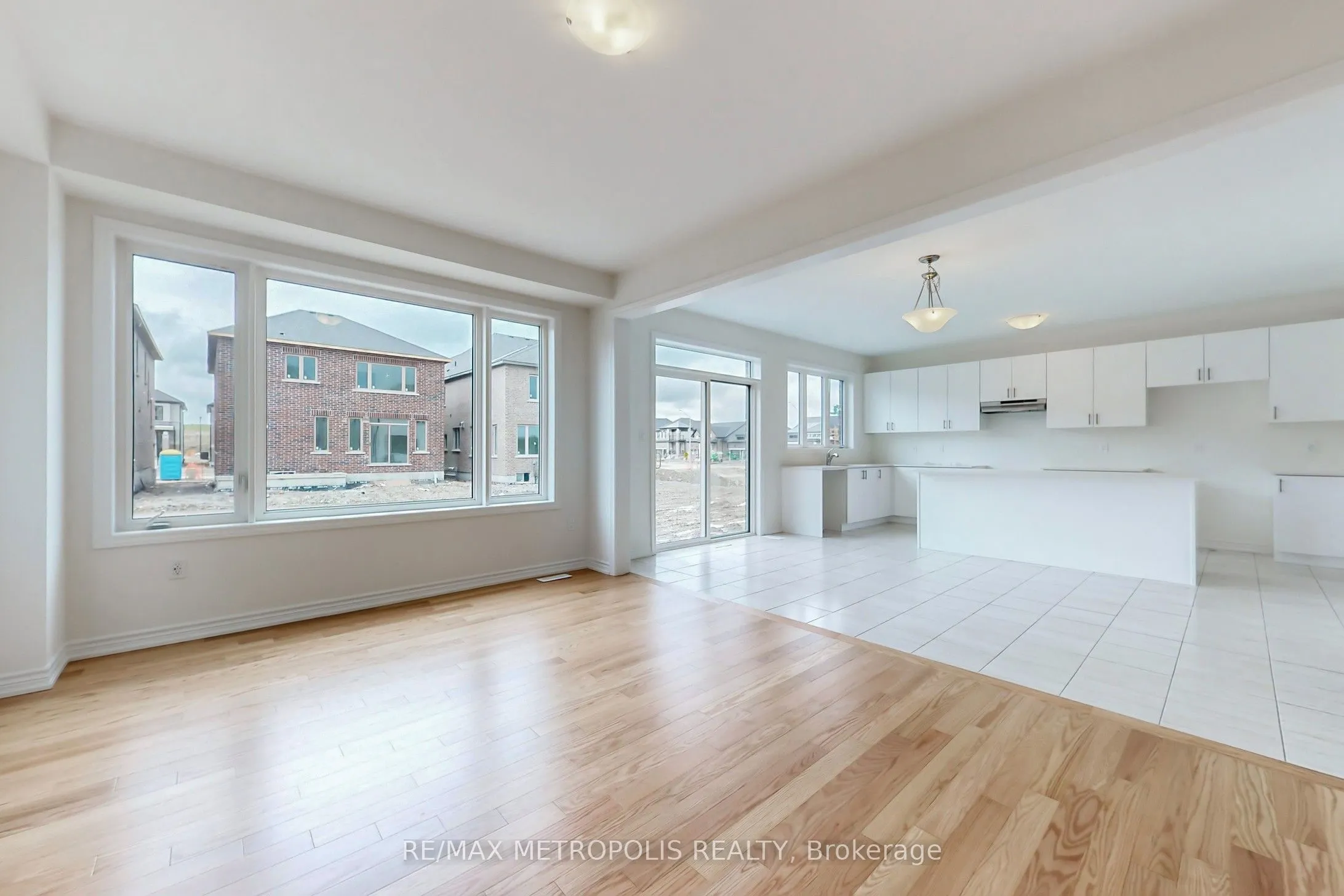 285 Flavelle Way