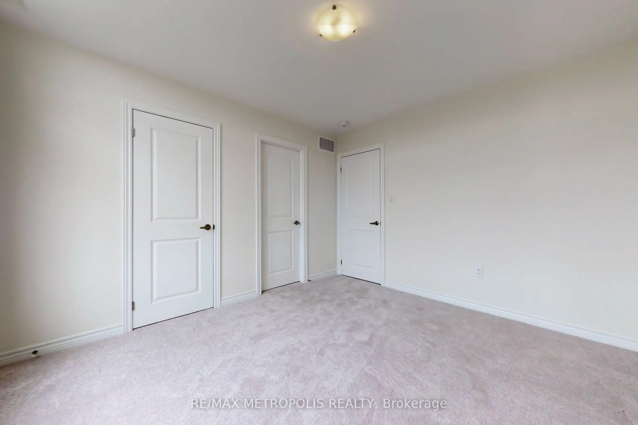 285 Flavelle Way