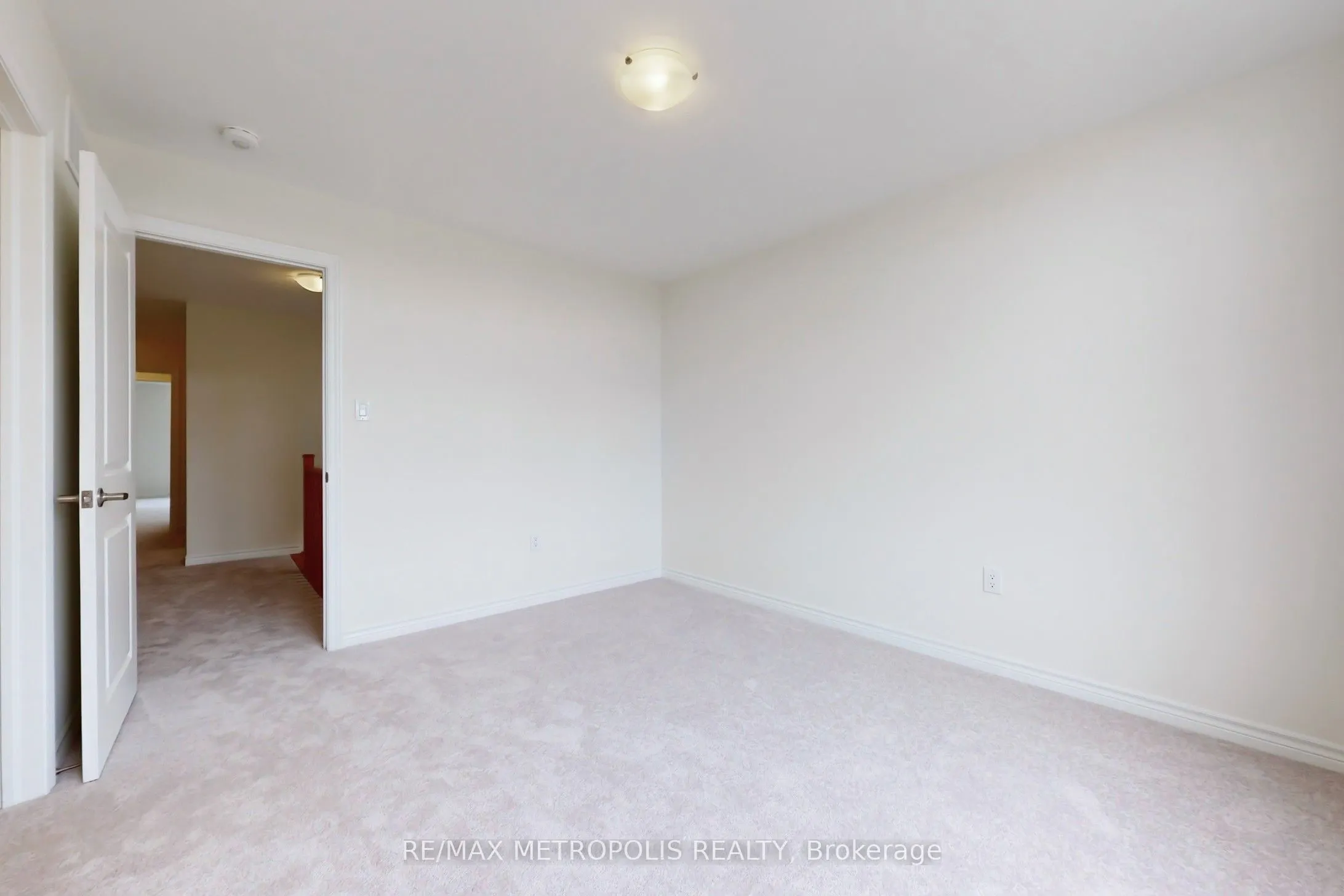 285 Flavelle Way