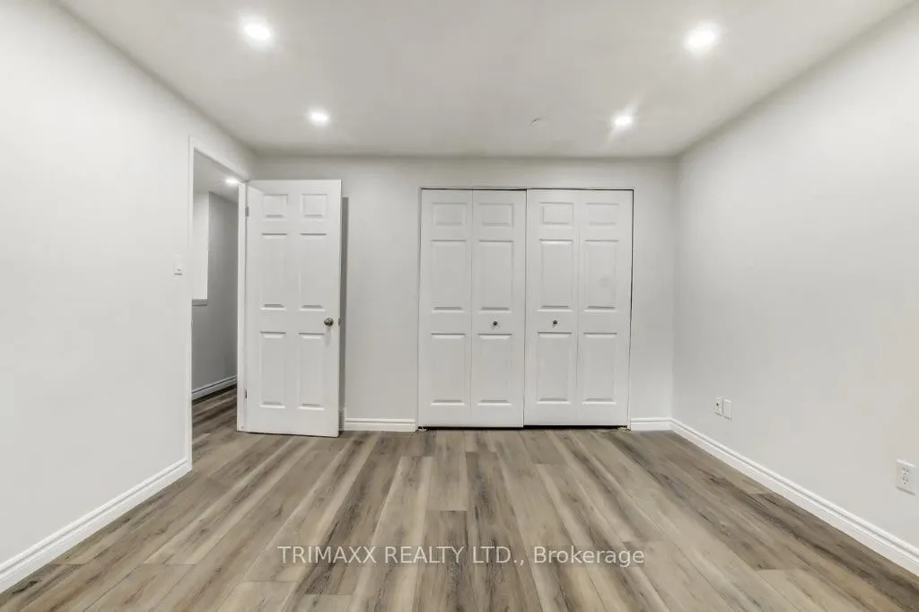 5 Aldersbrook Crescent