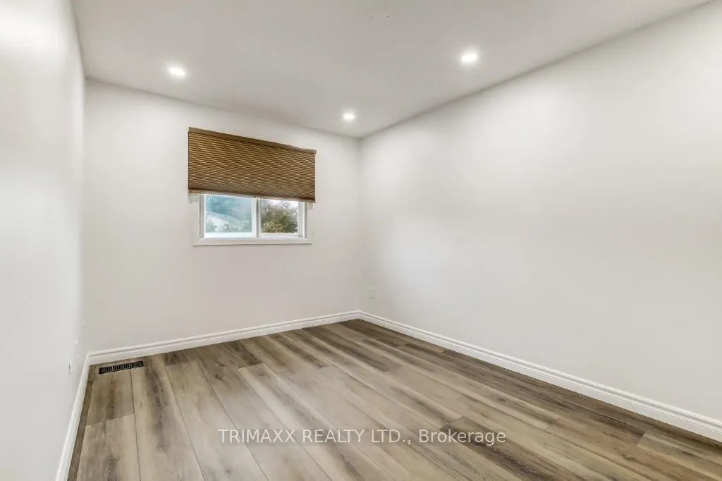 5 Aldersbrook Crescent