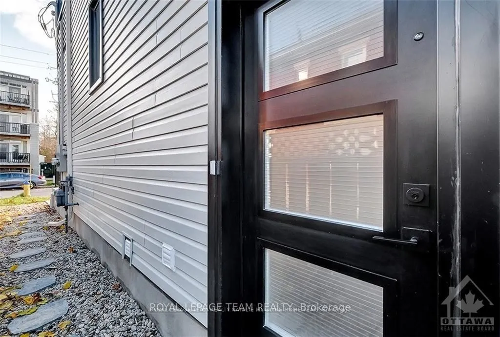 1307 Thames Street, #B
