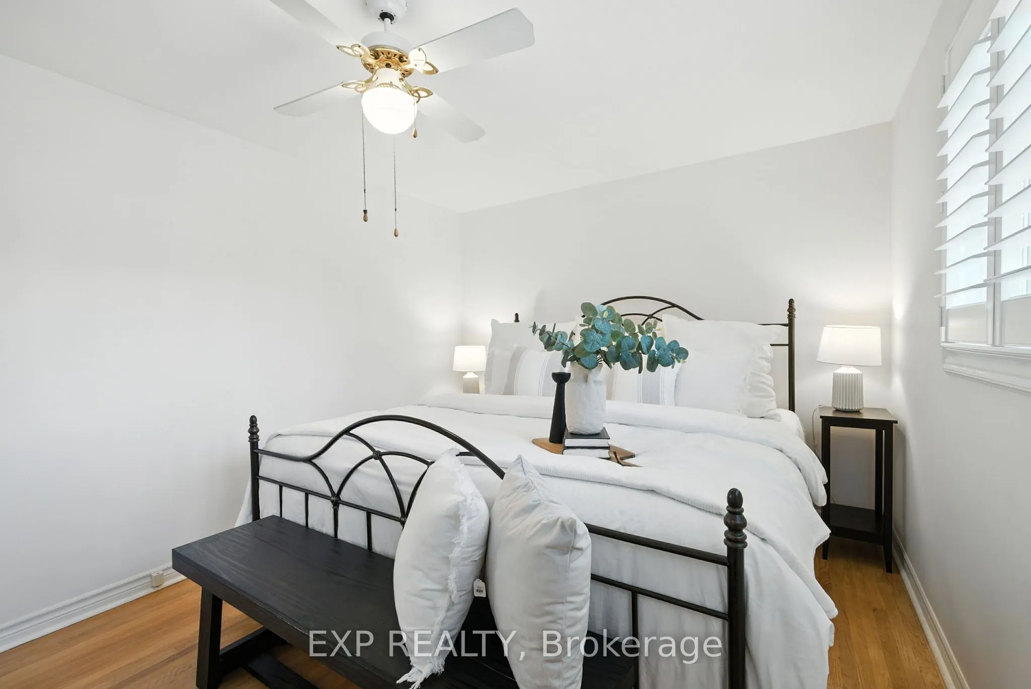 52 Bayview Crescent