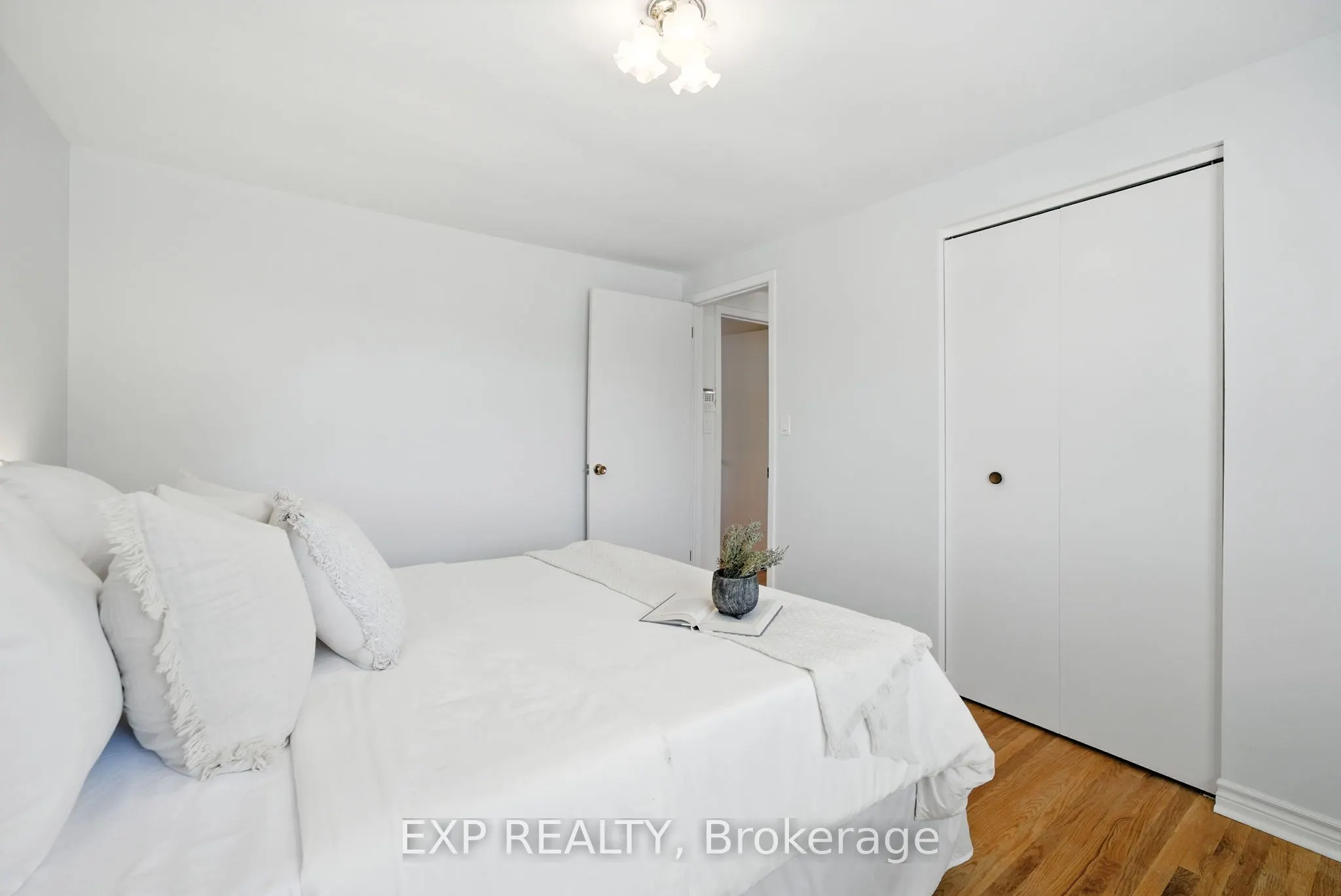 52 Bayview Crescent