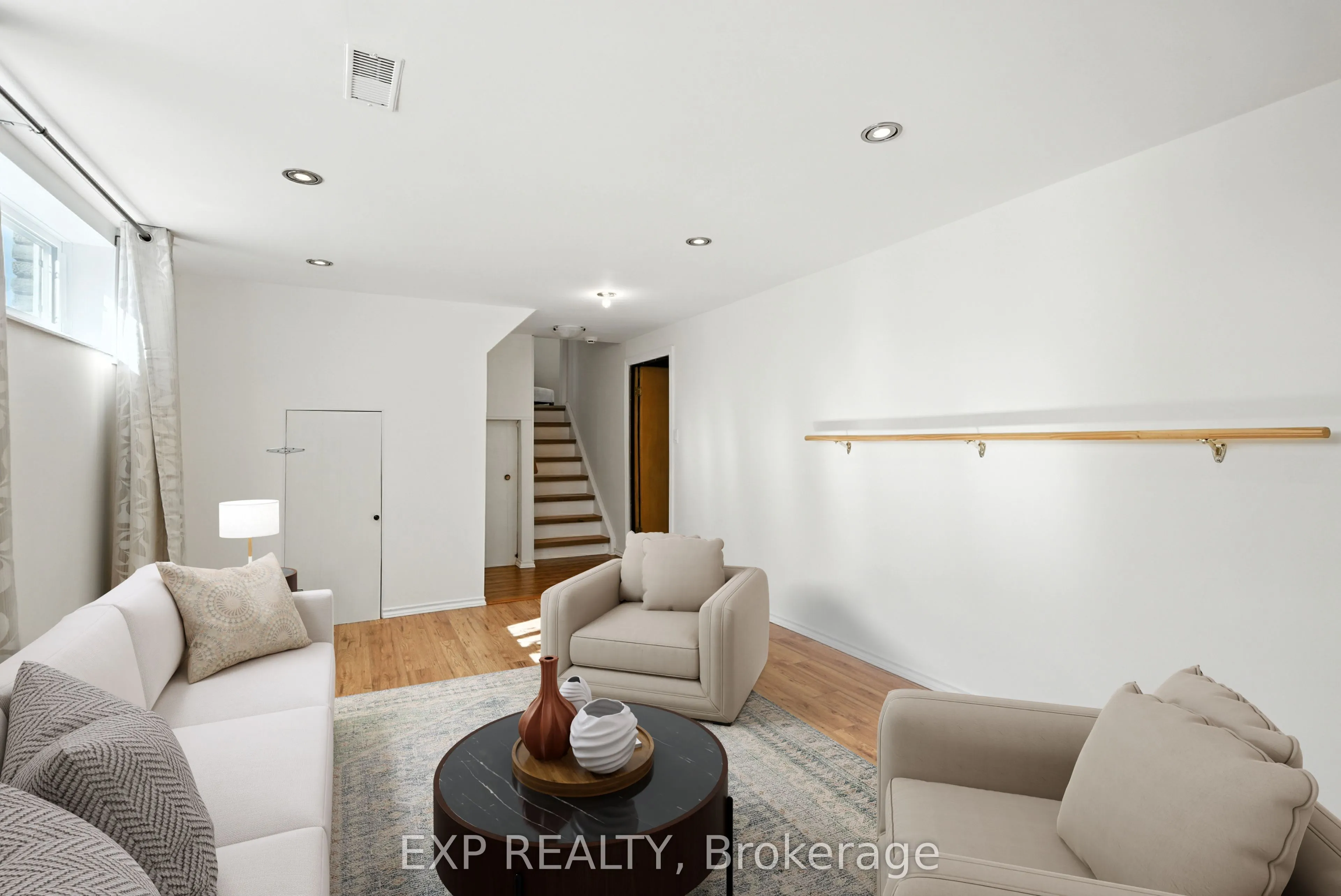 52 Bayview Crescent