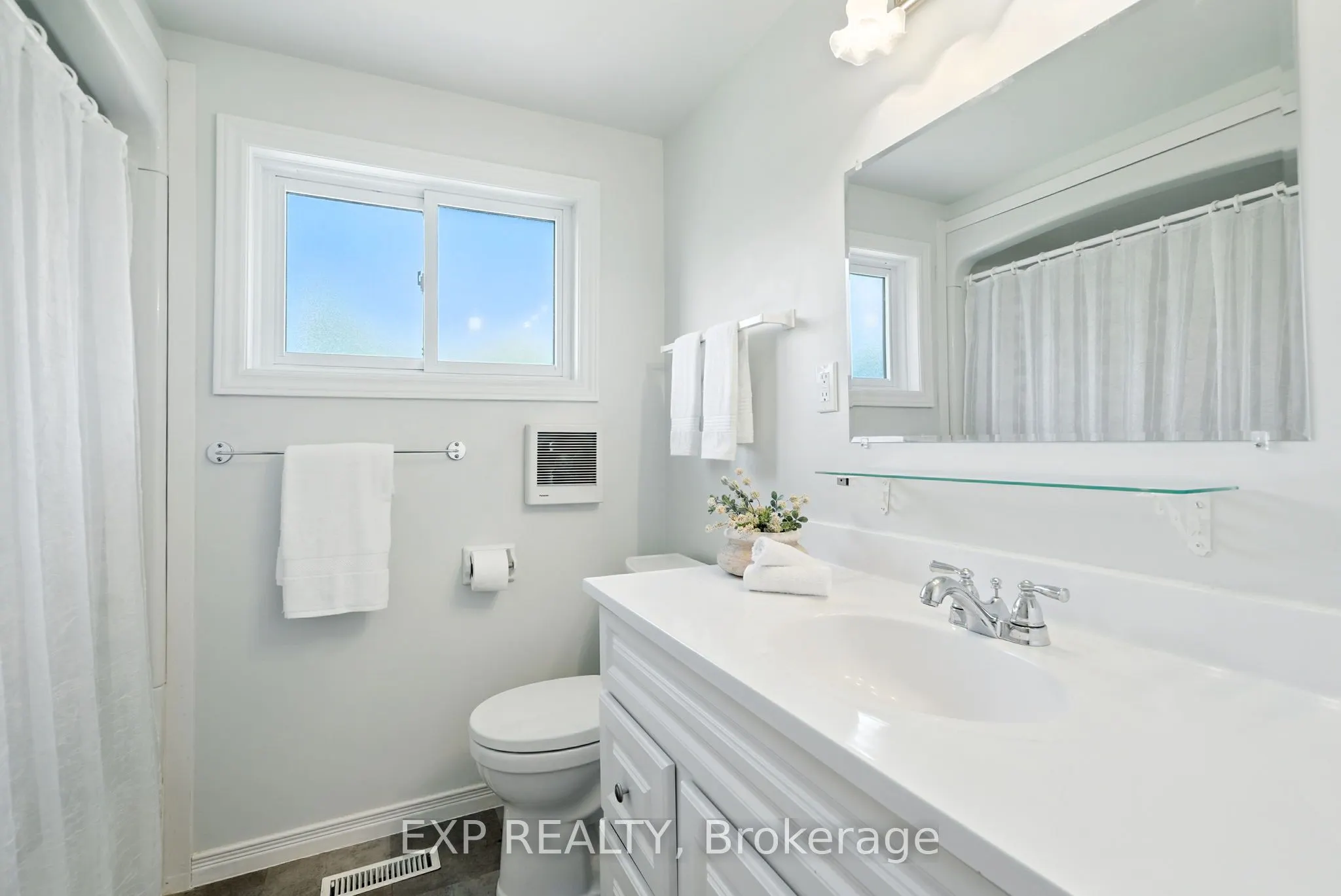52 Bayview Crescent