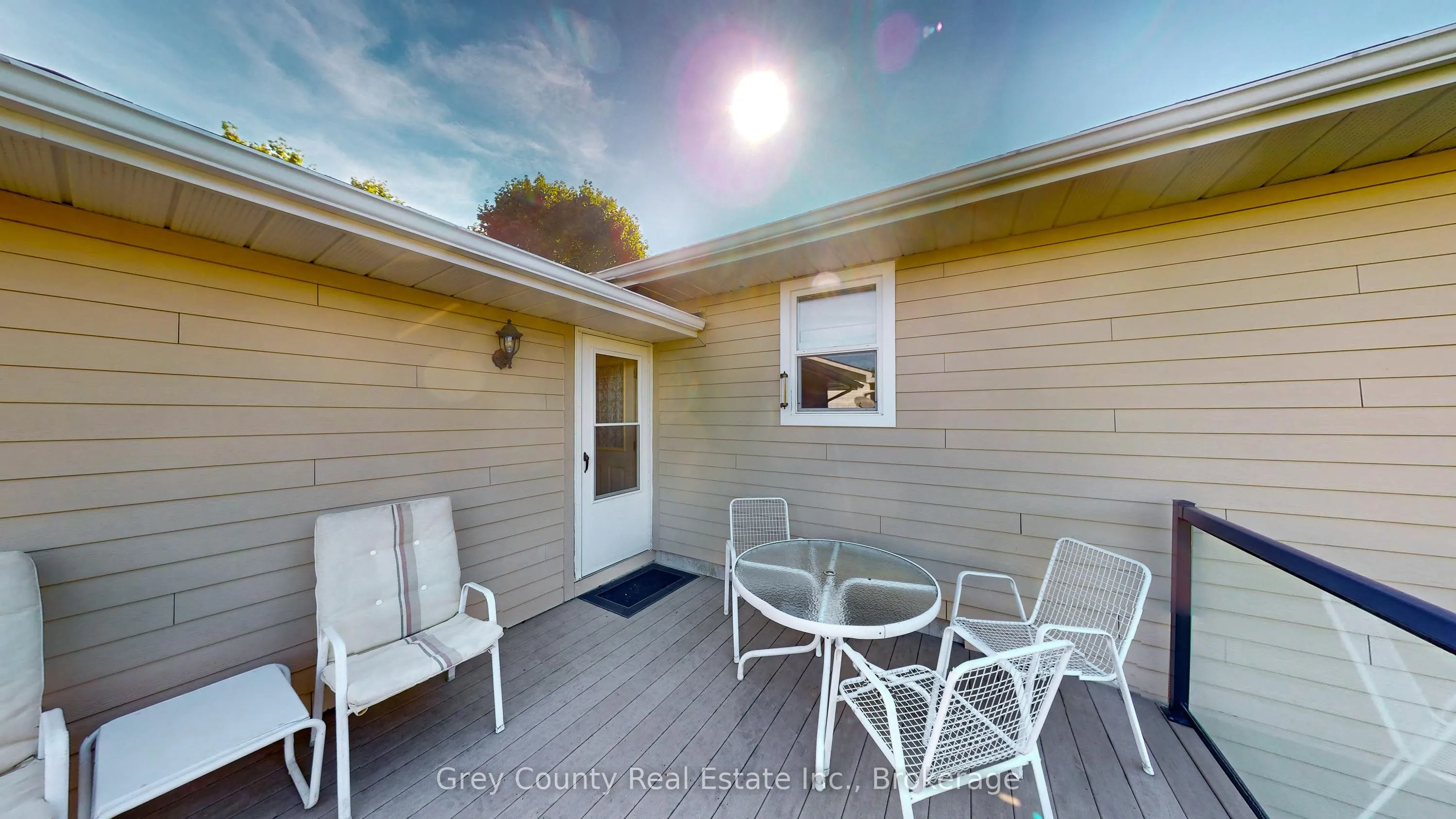 63 GRAYVIEW Drive