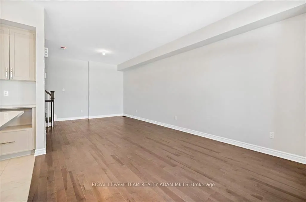 12 Verglas Lane