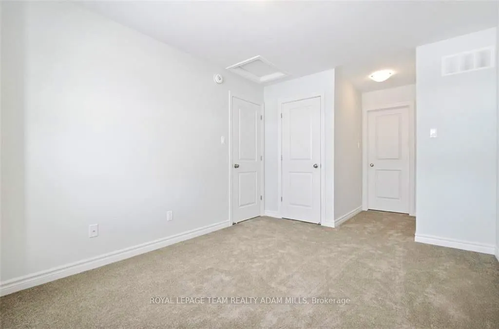 12 Verglas Lane