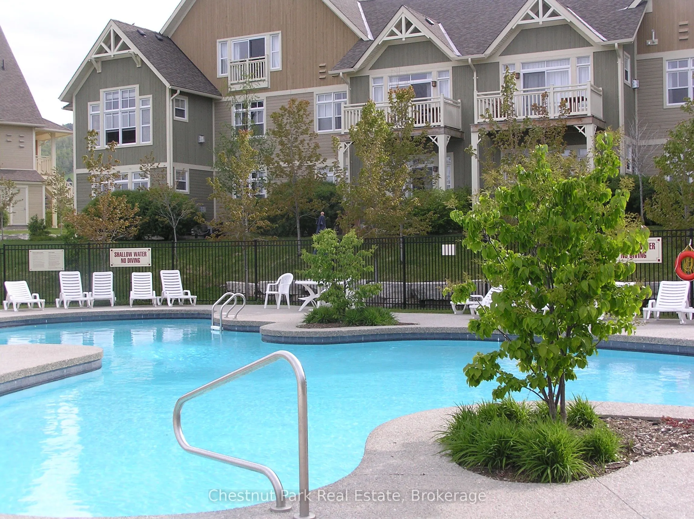 125 Fairway Court, #225
