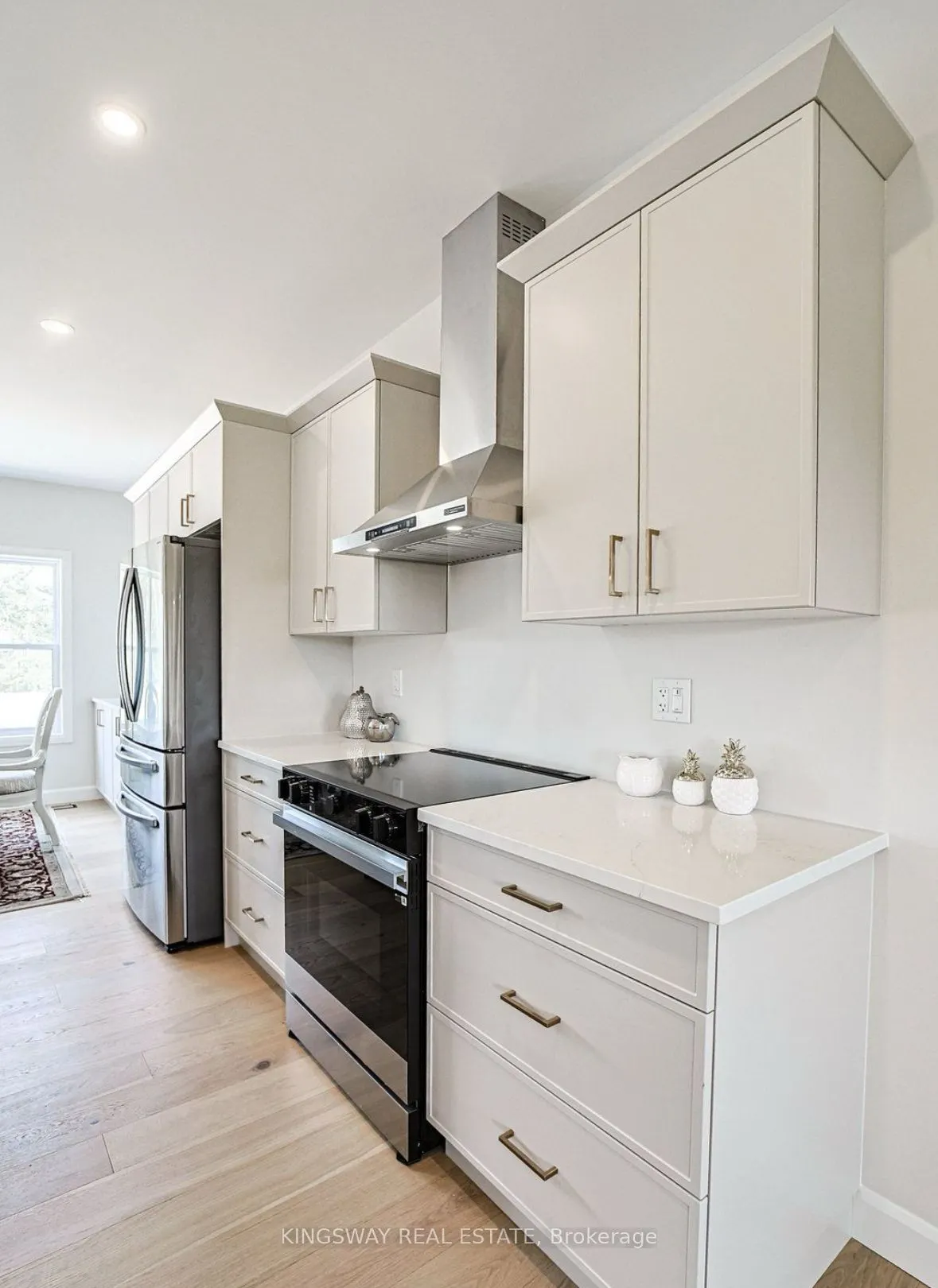 242 Percy Boom Road E