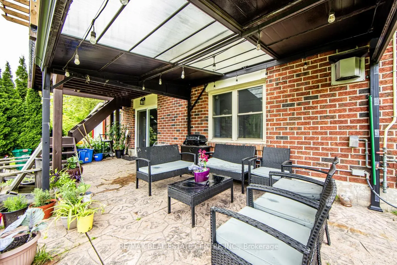 9438 Wellington Rd 42 Road