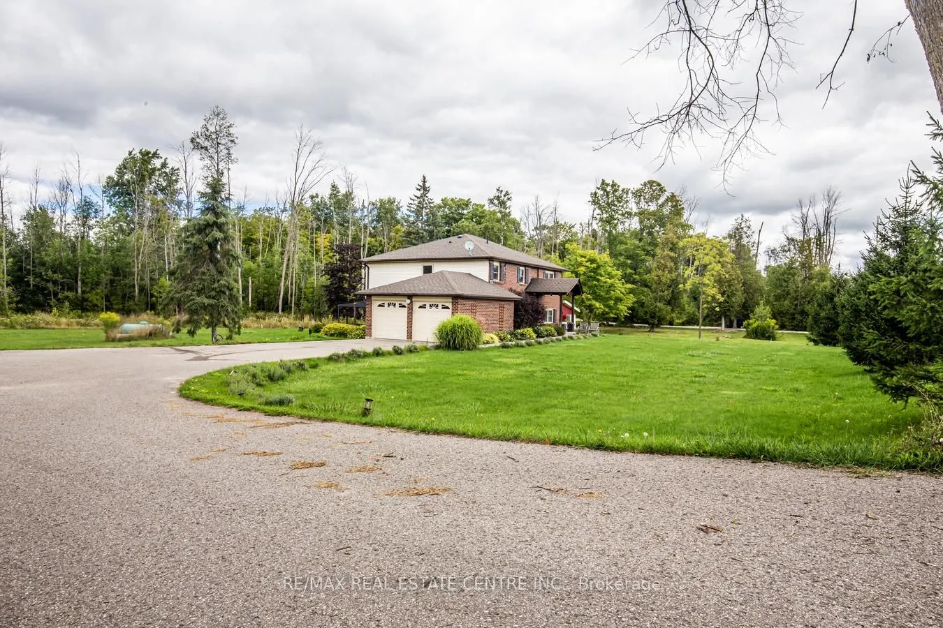 9438 Wellington Rd 42 Road
