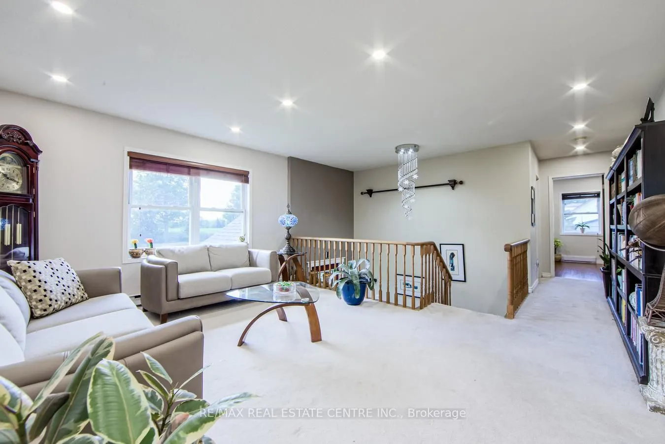 9438 Wellington Rd 42 Road