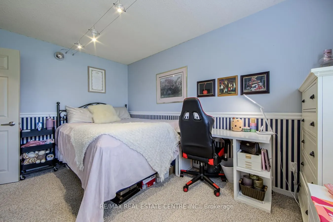 9438 Wellington Rd 42 Road